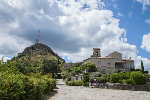 Camping proche de Sampzon